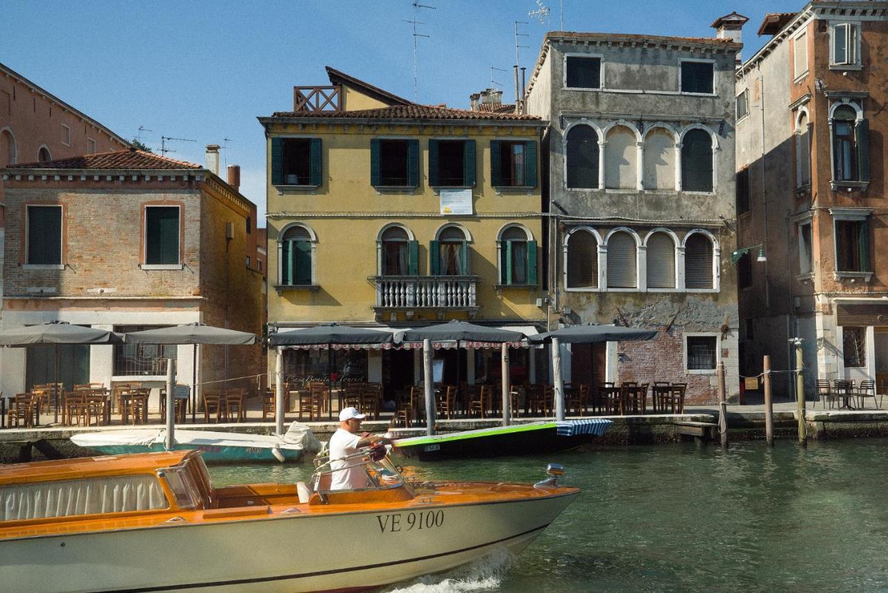 Casa Virginia Direct At The Canal Cannaregio With Own Roof Terrace Venedig Exteriör bild