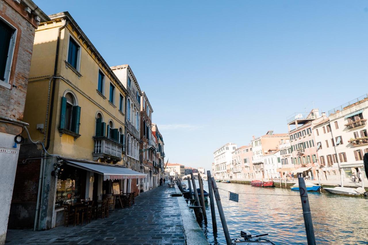 Casa Virginia Direct At The Canal Cannaregio With Own Roof Terrace Venedig Exteriör bild