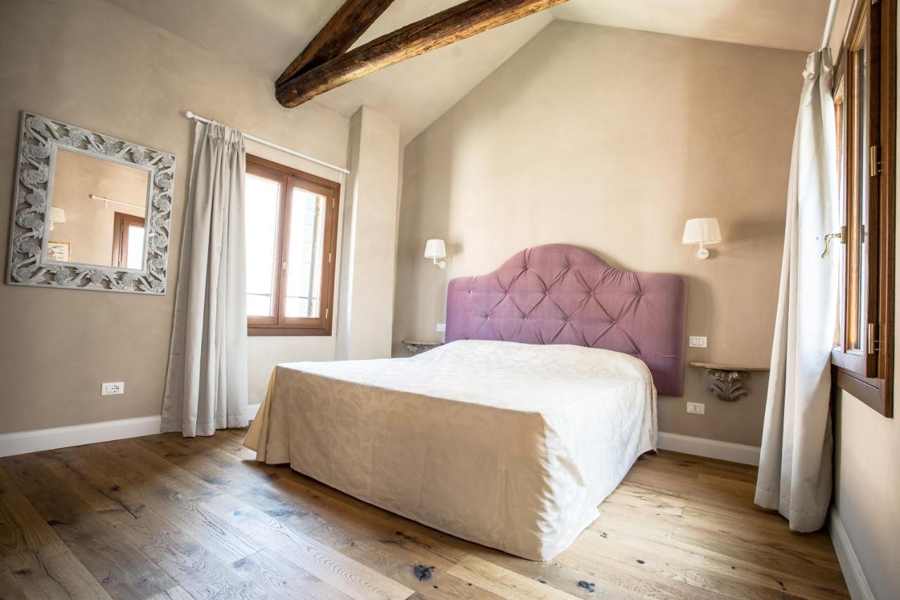 Casa Virginia Direct At The Canal Cannaregio With Own Roof Terrace Venedig Exteriör bild