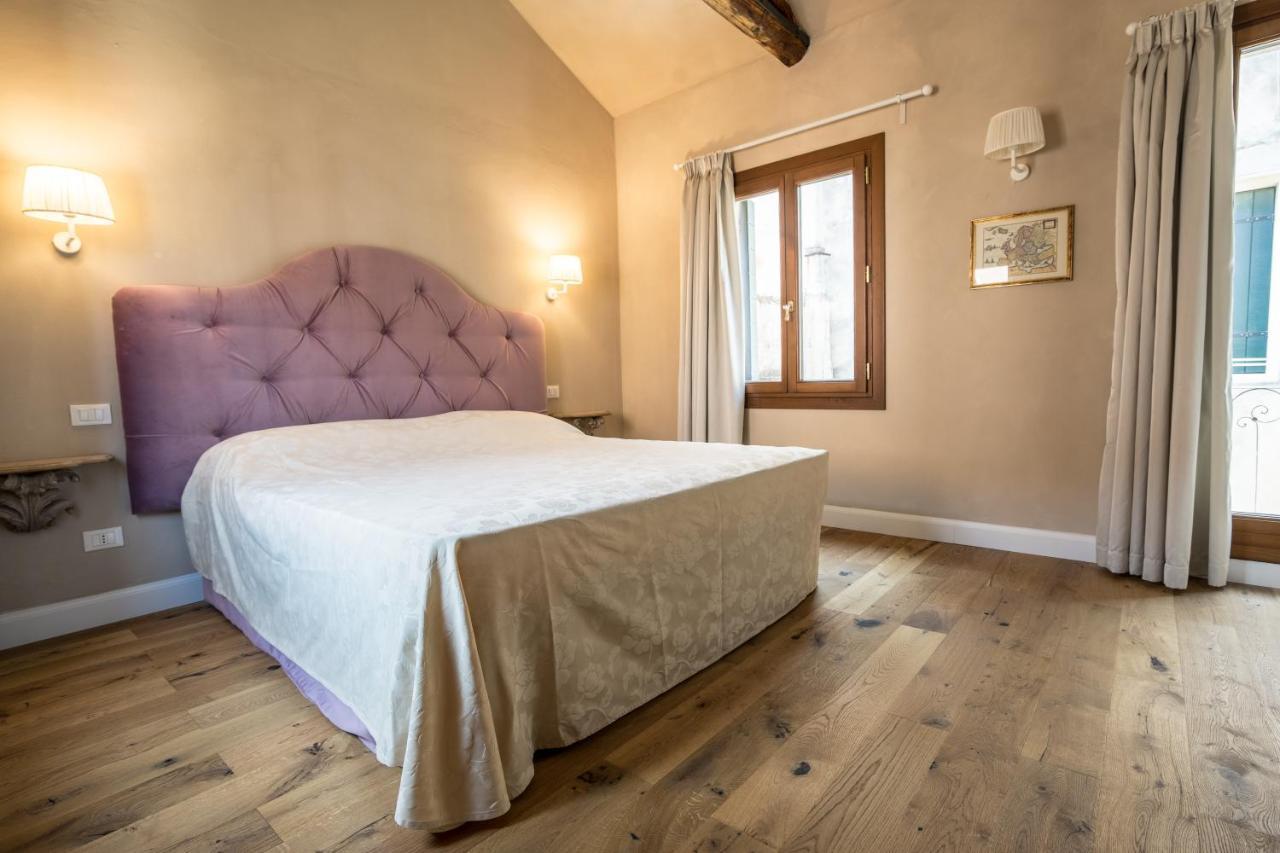 Casa Virginia Direct At The Canal Cannaregio With Own Roof Terrace Venedig Exteriör bild