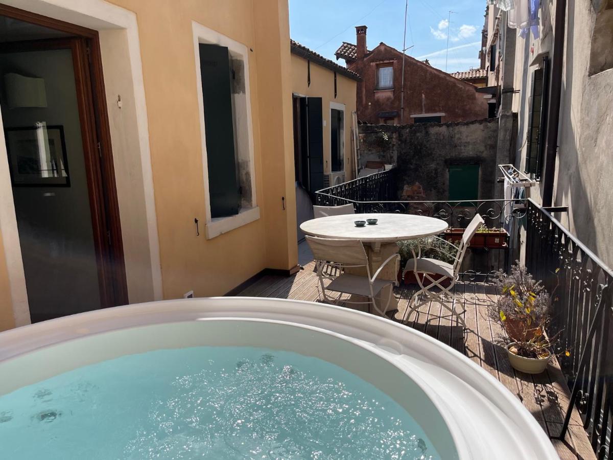 Casa Virginia Direct At The Canal Cannaregio With Own Roof Terrace Venedig Exteriör bild