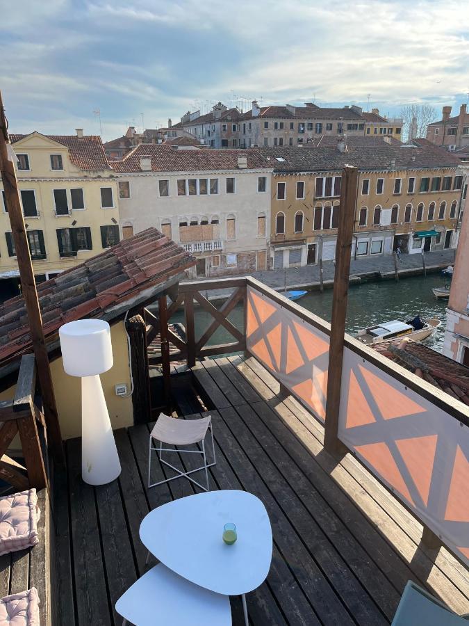Casa Virginia Direct At The Canal Cannaregio With Own Roof Terrace Venedig Exteriör bild