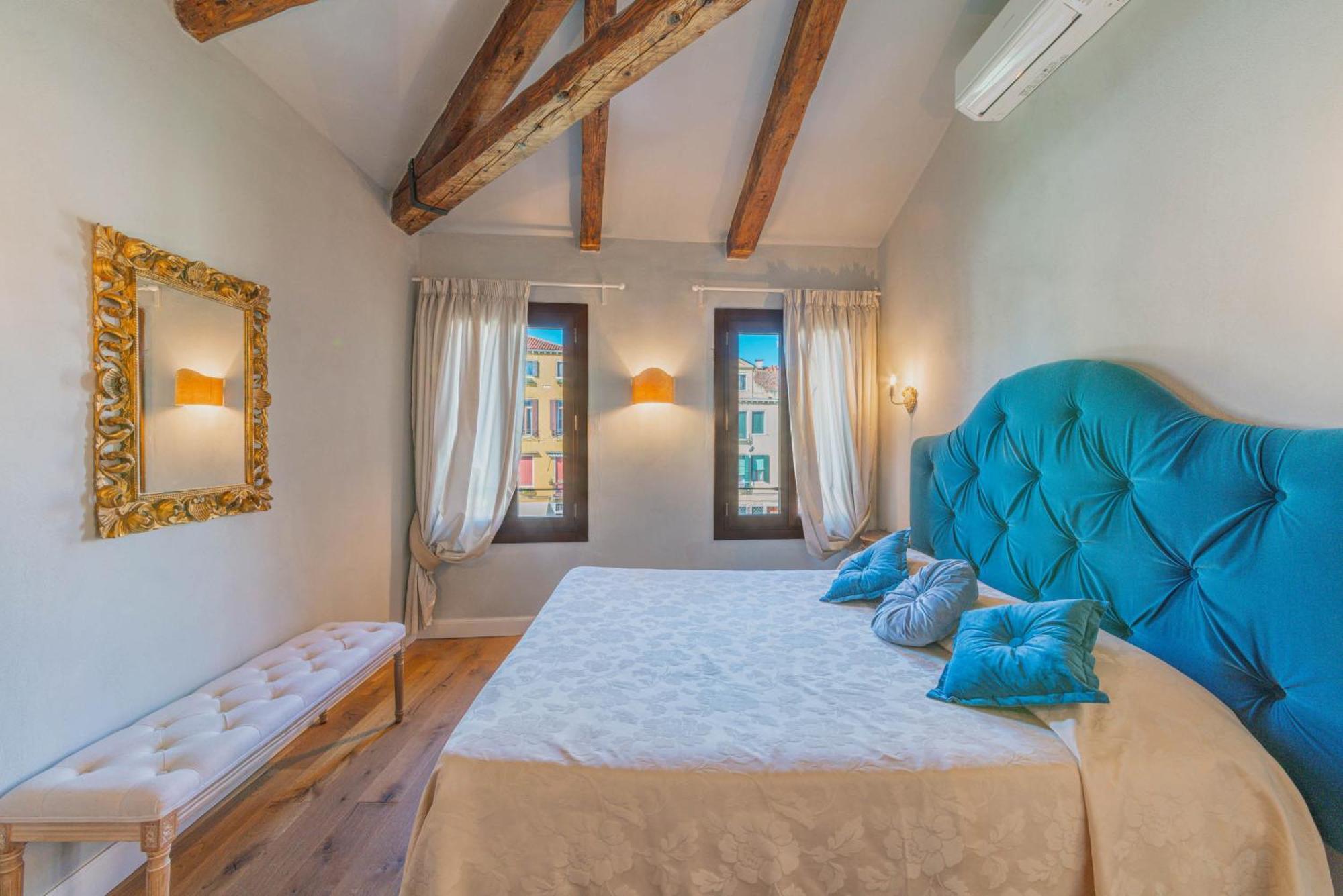 Casa Virginia Direct At The Canal Cannaregio With Own Roof Terrace Venedig Exteriör bild