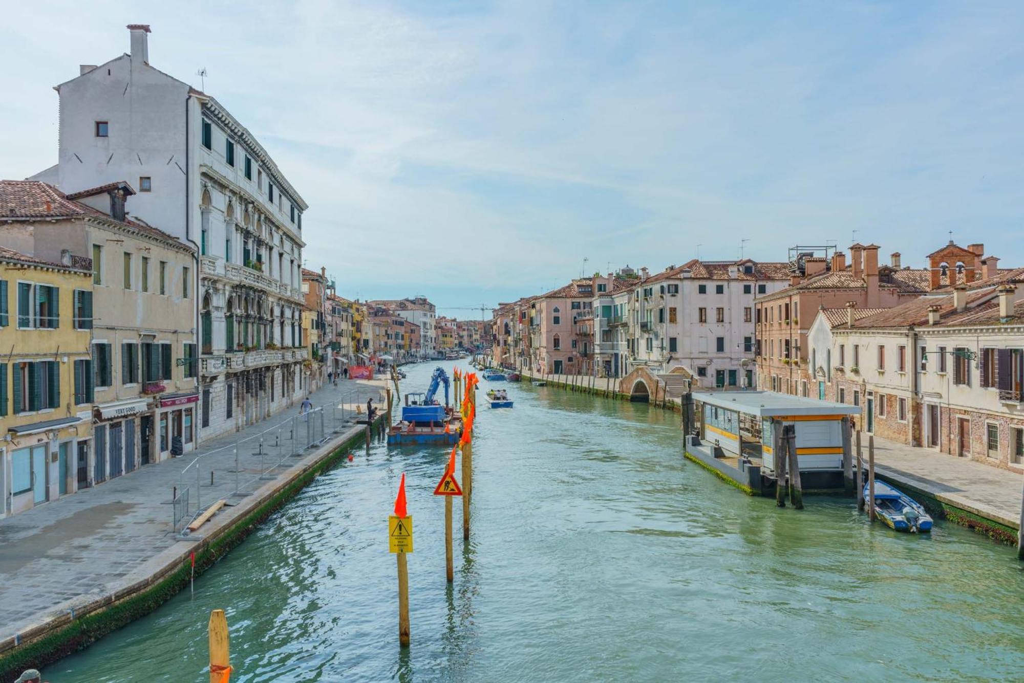 Casa Virginia Direct At The Canal Cannaregio With Own Roof Terrace Venedig Exteriör bild